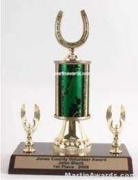 Green Single Column Horseshoe With 2 Eagles Trophy